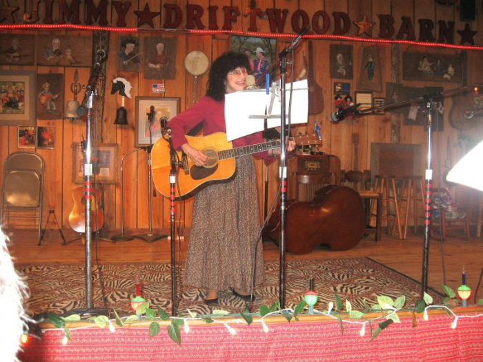 Alene at the Driftwood Barn 8-21-09